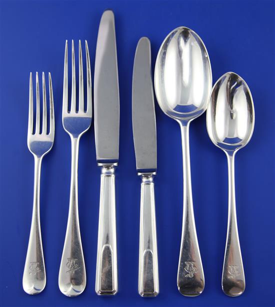 A harlequin canteen of mainly George V silver Old English pattern cutlery for twelve, weighable silver 134.5 oz.